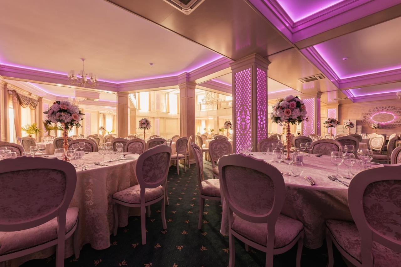 Valea Lupului  Hotel Coral מראה חיצוני תמונה