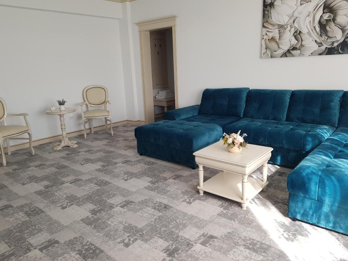 Valea Lupului  Hotel Coral מראה חיצוני תמונה