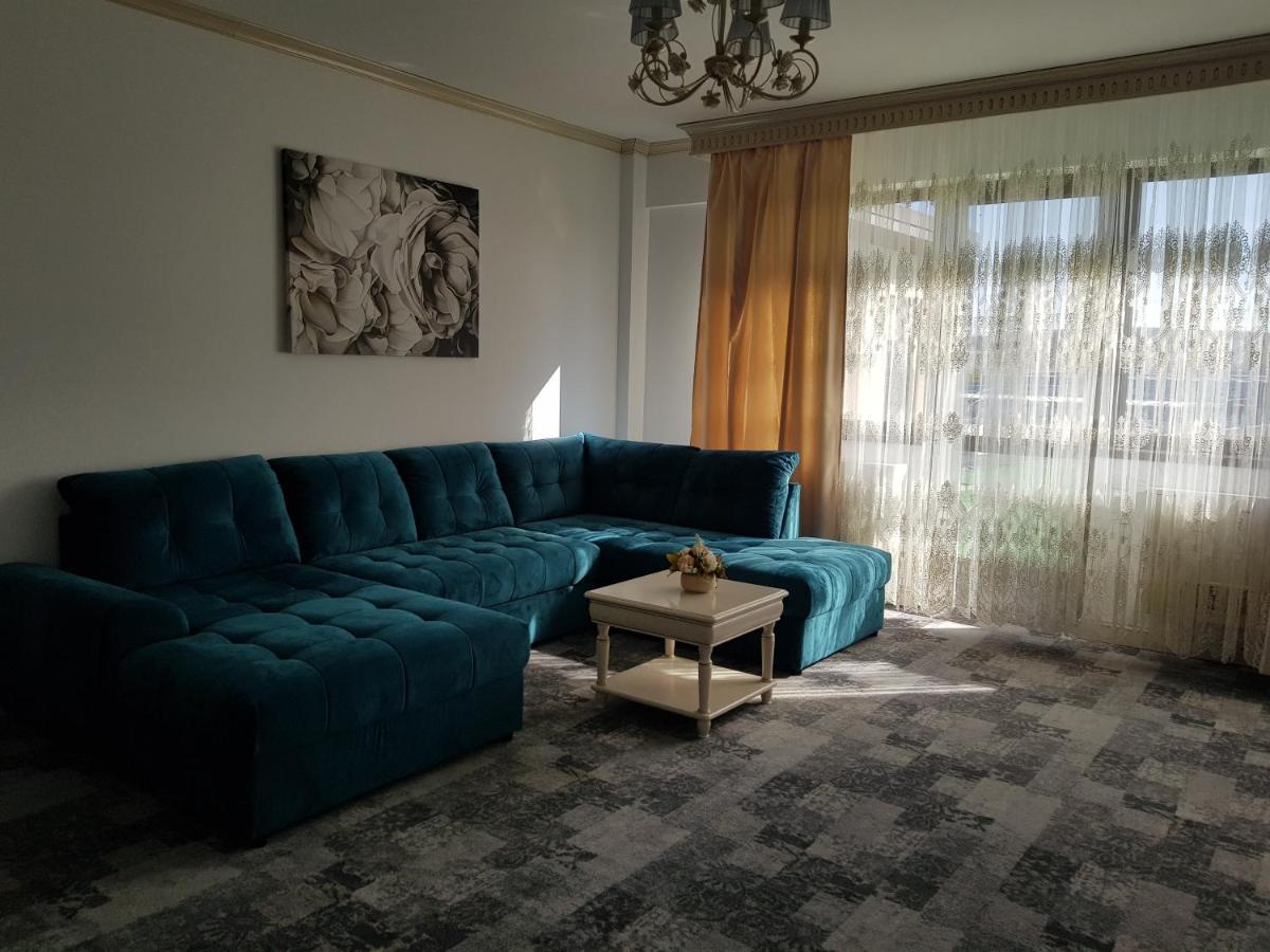 Valea Lupului  Hotel Coral מראה חיצוני תמונה
