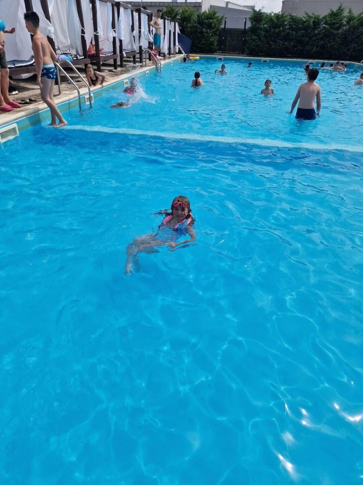 Valea Lupului  Hotel Coral מראה חיצוני תמונה